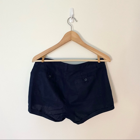 GAP Navy Linen Shorts - Picture 2 of 3